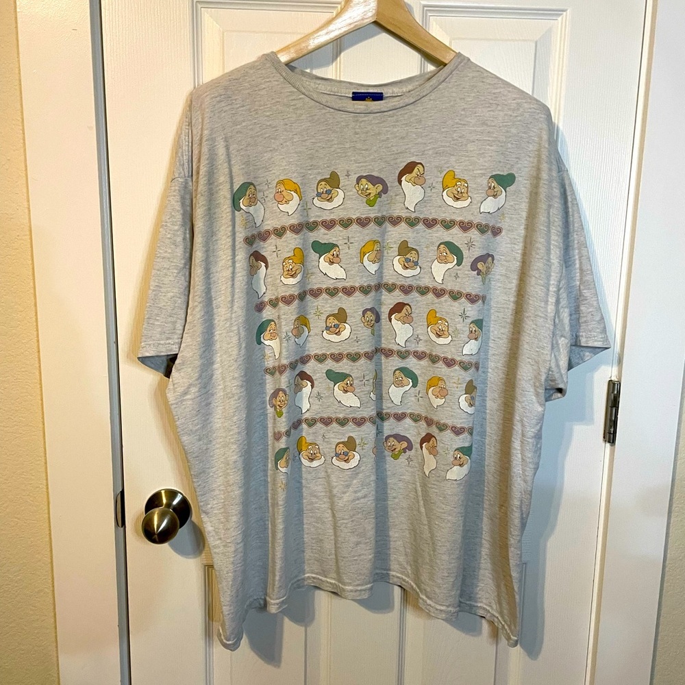 VTG 90s Disney Classics - Jerry Leigh - Seven Dwarves heather gray tee sz 3XL